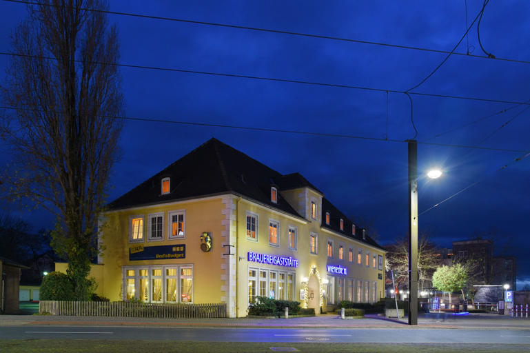 Exterior & Views 2, Bed'nBudget Expo-Hostel Rooms, Region Hannover