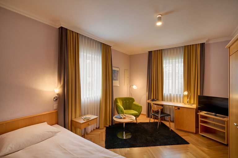 Bedroom 3, Hotel Lechnerhof, München