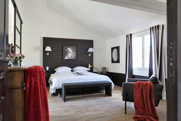 Bedroom 5, Les Jardins de la Livrée, Gard