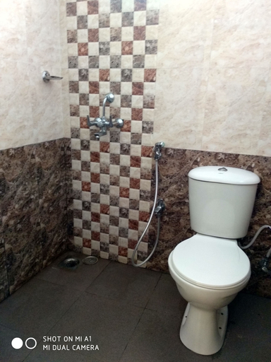 Bathroom 4, Candolim Beach Place, North Goa