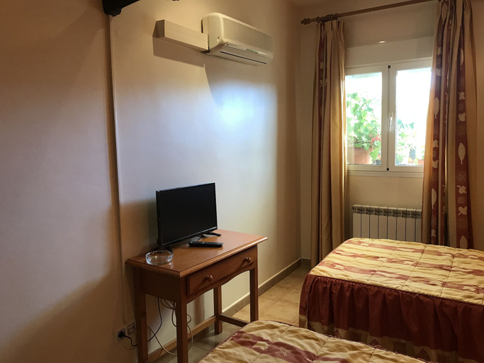 Bedroom 3, Hotel Cuatro Vientos, Cáceres