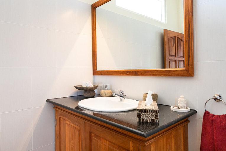 Bathroom 4, Villa Damai, Buleleng