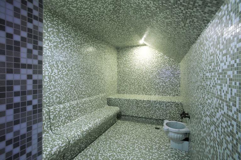 Bathroom 4, Atlantis Beach Hotel, Crete