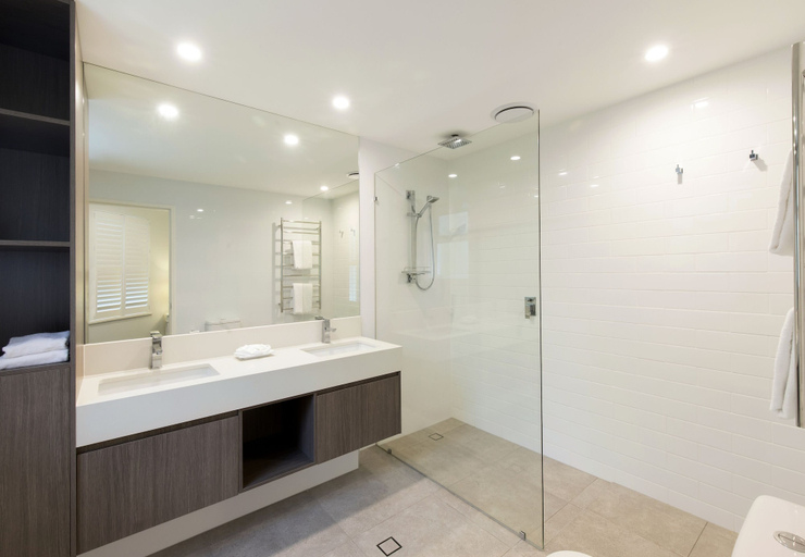Bathroom 5, The Emerald Resort Noosa, Noosa - Noosa-Noosaville