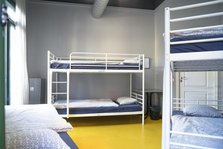 Bedroom 4, Sleep Green - Certified Eco Youth Hostel Barcelona, Barcelona