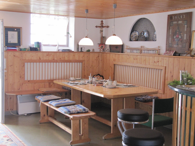Food & Drinks 4, Geinberg Suites & Vianova Lodges, Braunau am Inn
