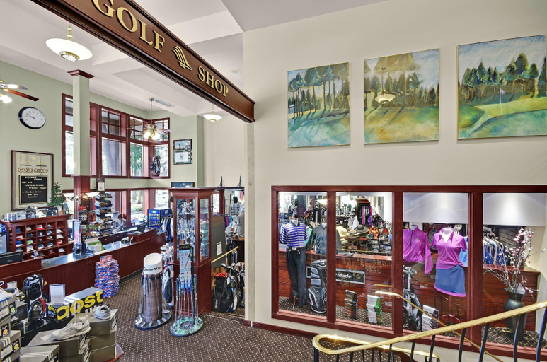 Food & Drinks 5, Crown Isle Resort and Golf Community, Comox-Strathcona