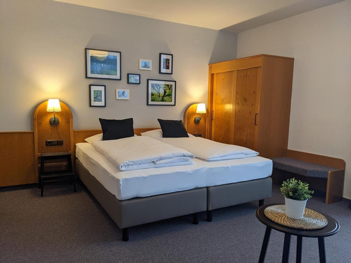 Bedroom 2, Schlafgut Domhof, Mainz-Bingen
