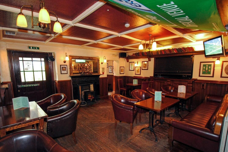 Food & Drinks 5, Lansdowne Hotel, Dublin