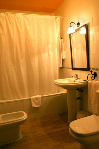 Bathroom 4, Las Rosas, Córdoba