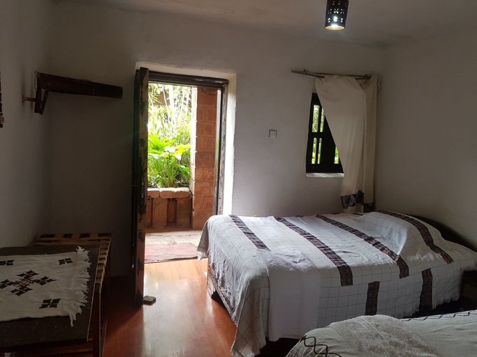 Bedroom 3, Asheton Hotel, Semen Wello