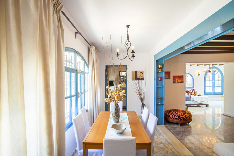 Food & Drinks 5, Bella Foresta Villa 2 Ixia, South Aegean