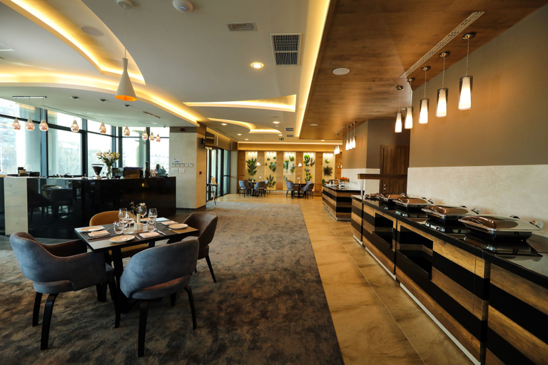 Food & Drinks 4, Mercure Tetovo