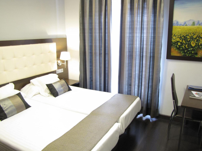 Bedroom 2, Apartamentos Boutique Catedral, Valladolid