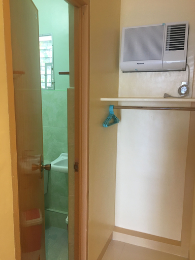 Bathroom 3, Susada's Inn, Oslob