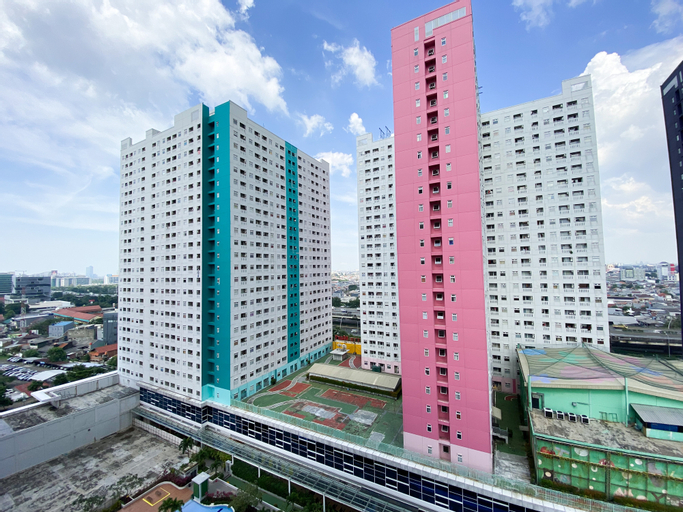 Exterior & Views 2, Comfort and Strategic 2BR at Green Pramuka City Apartment By Travelio, Central Jakarta