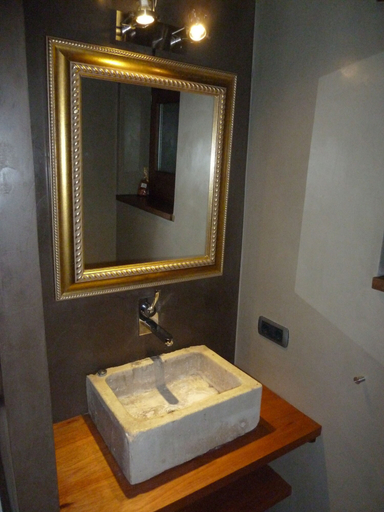 Bathroom 4, Casa Campelles I, Girona