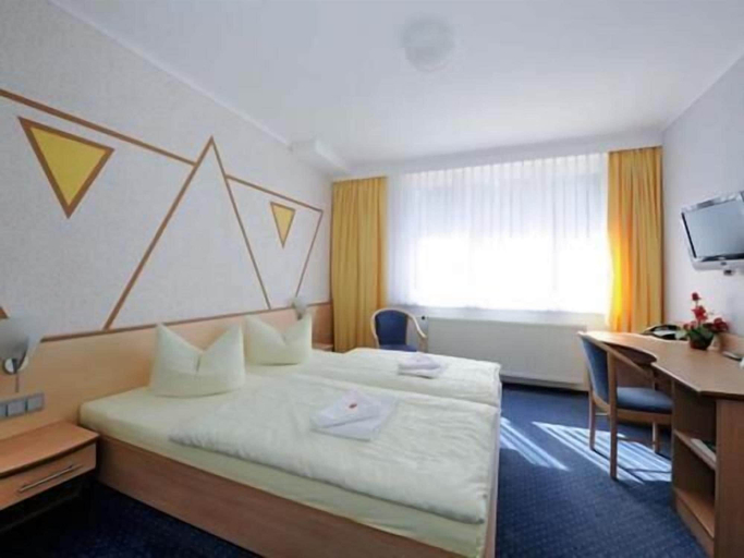 Bedroom 3, Wagners Sporthotel Oberhof, Schmalkalden-Meiningen