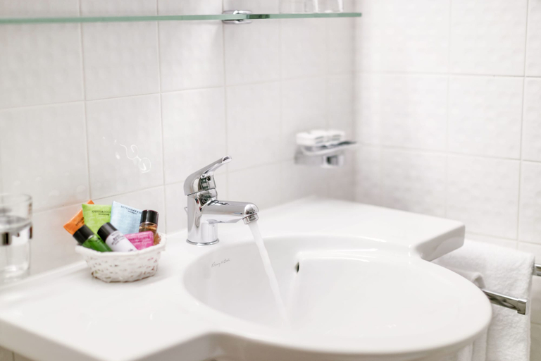 Bathroom 5, Hotel Schrofenstein, Landeck