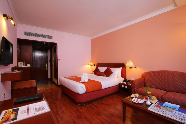 Bedroom 2, The Chancery Hotel, Bangalore