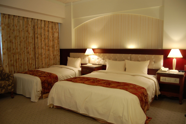 Bedroom 3, Hua Tong Hotel, Hualien