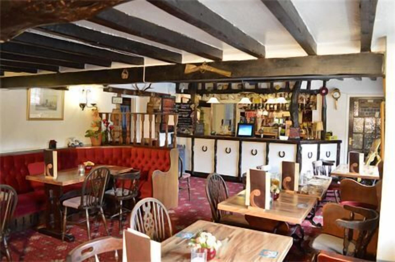 Food & Drinks 5, The Red Lion, Lincolnshire