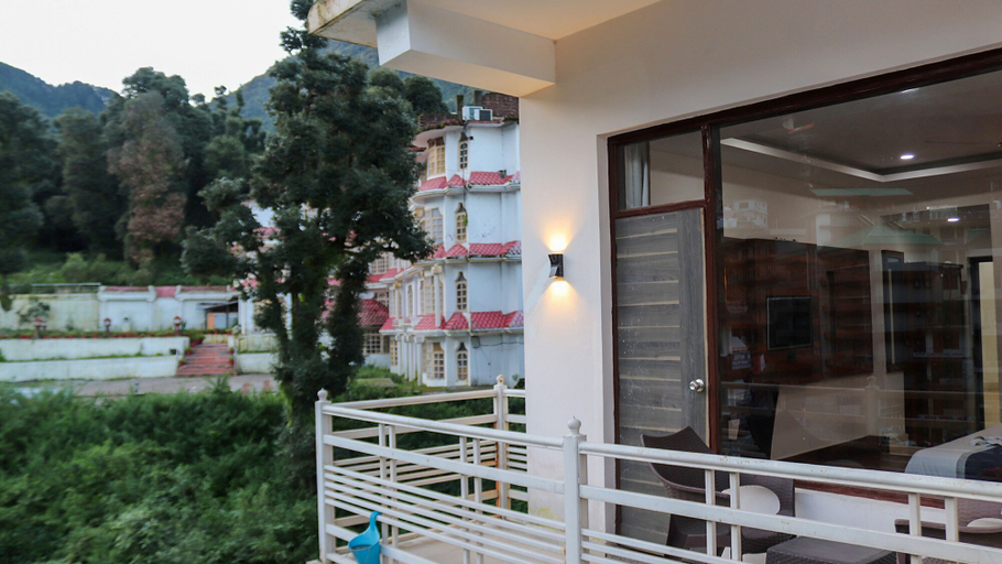 Exterior & Views 2, Hotel AK Continental, Kangra
