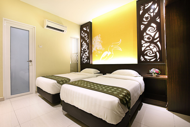 Bedroom 25