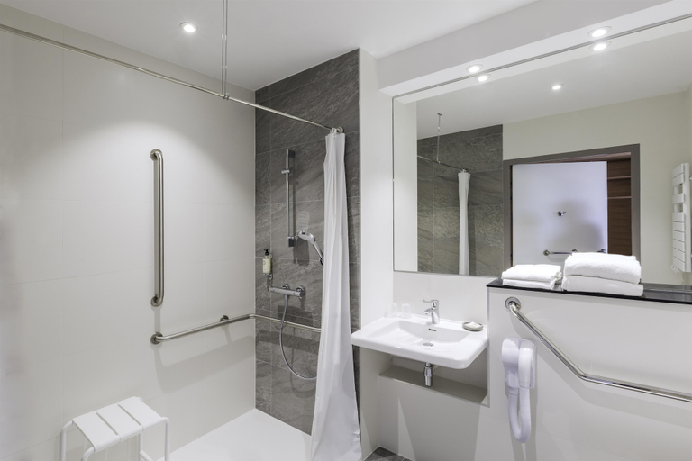 Bathroom 5, Best Western Hotel Le Semaphore, Pas-de-Calais