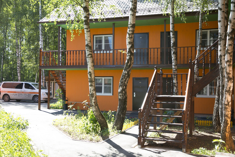 Exterior & Views, Uninn Hotel Vnukovo, Leninskiy rayon