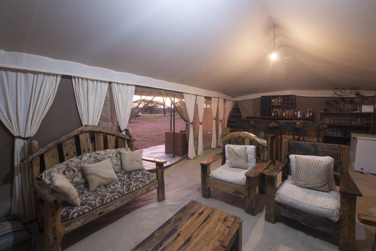 Others 5, Acacia Migration Camp Ndutu, Ngorongoro