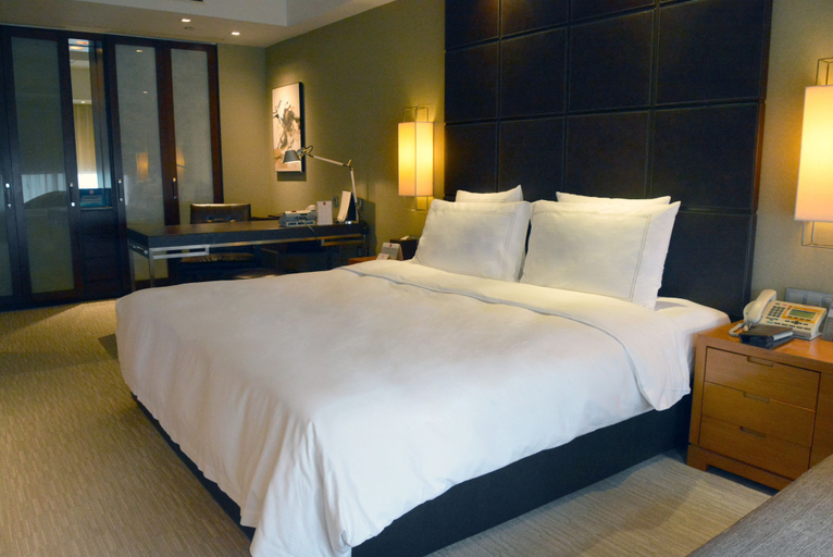 Bedroom 3, Grand Millennium Beijing, Beijing