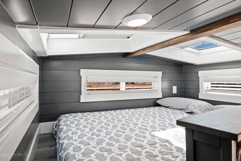 Bedroom 2, Zion's Tiny Getaway, Washington