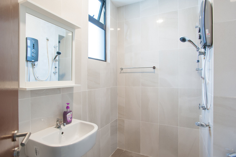 Bathroom 4, J Dupion Residences at Kuala Lumpur KLCC, Kuala Lumpur
