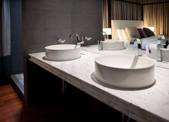 Bathroom 5, Leslie Hotel Ocean Drive, Miami-Dade