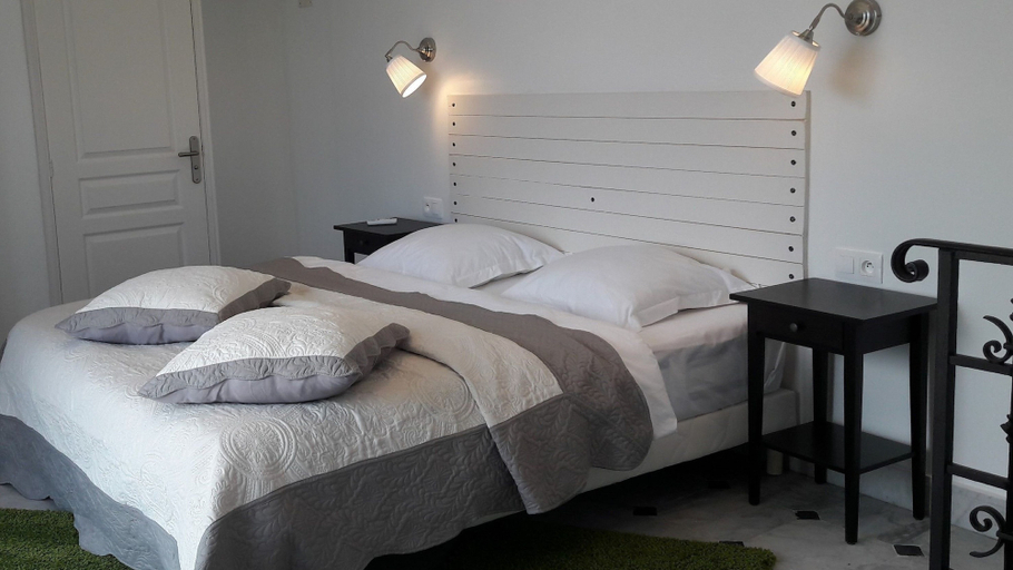 Bedroom 4, Villa Arca, Var
