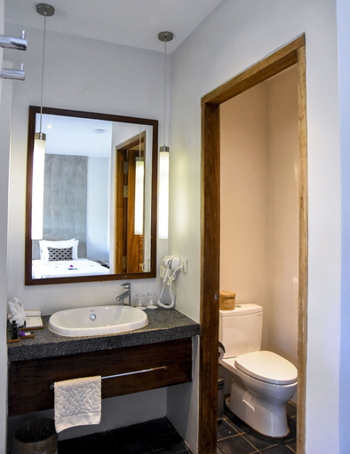 Bathroom 5, Hillocks Hotel & Spa, Siem Reap