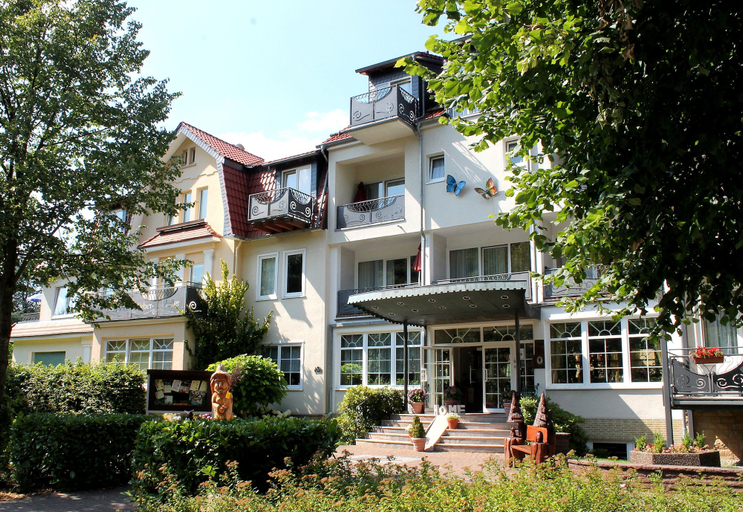 Exterior & Views 2, Parkhotel Weber-Müller, Osterode am Harz