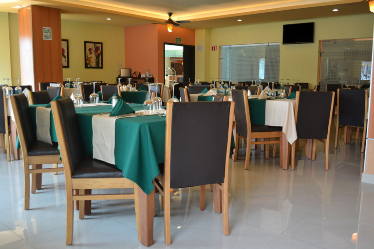 Food & Drinks 5, Hostalia Hotel Expo & Business Class, Guadalajara