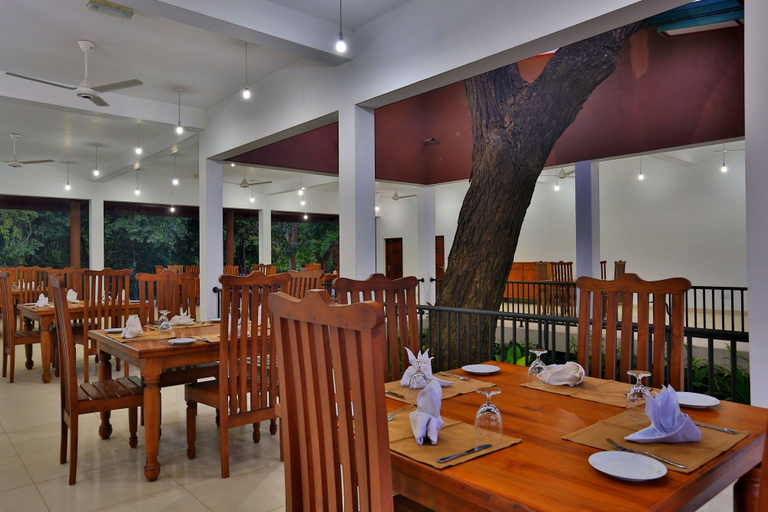 Food & Drinks 5, Grand & Gangula, Dambulla