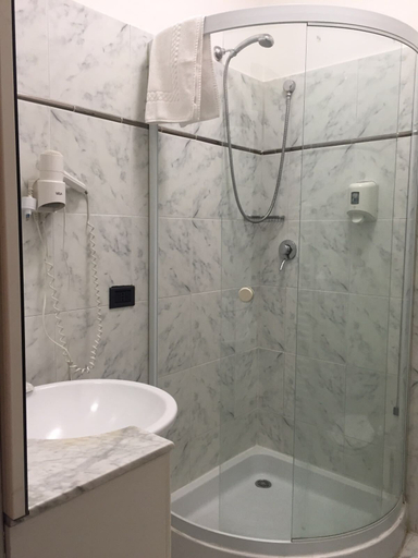 Bathroom 4, Locanda San Fiorenzo, Piacenza
