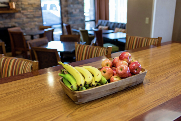 Food & Drinks 5, Hampton Inn Caryville-I-75/Cove Lake-State Park, Campbell