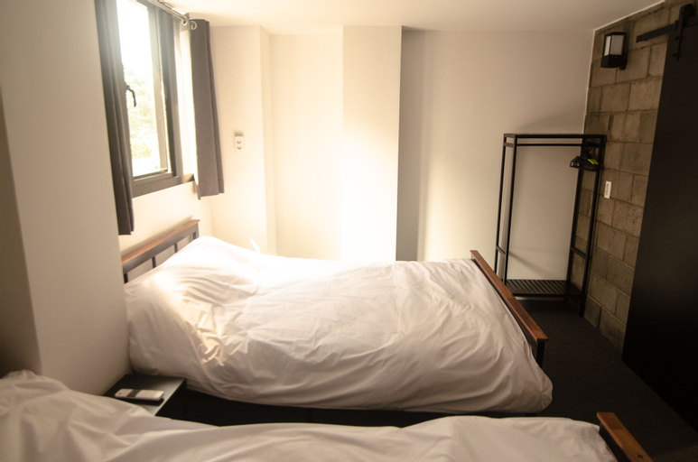 Bedroom 30