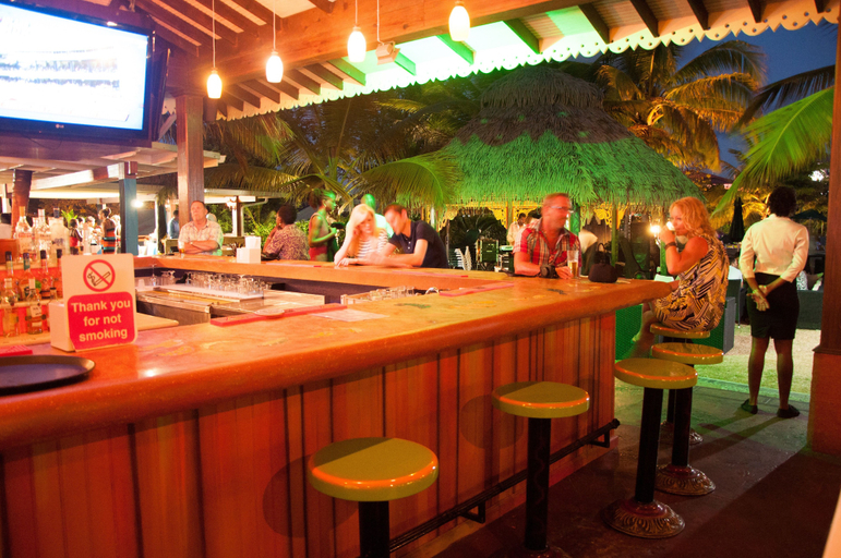 Food & Drinks 5, Coco Palm