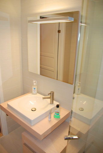 Bathroom 5, Å Rorbuer - by Classic Norway Hotels, Moskenes