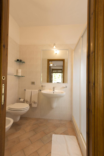 Bathroom 4, Casa Vacanze Le Case, Siena