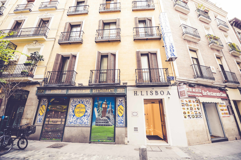Exterior & Views 2, Hostal Lisboa, Madrid