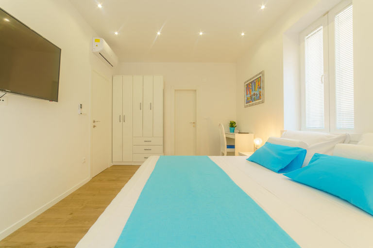 Bedroom 2, Dalmat Apartments, Split