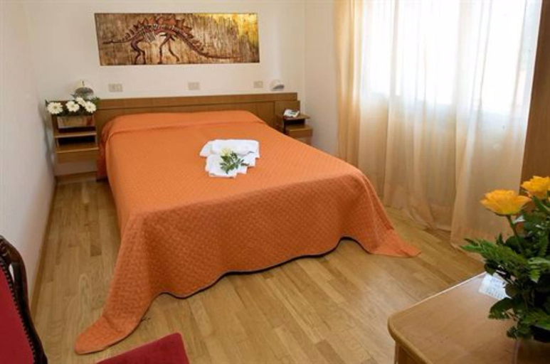 Bedroom 3, Roma, Ravenna