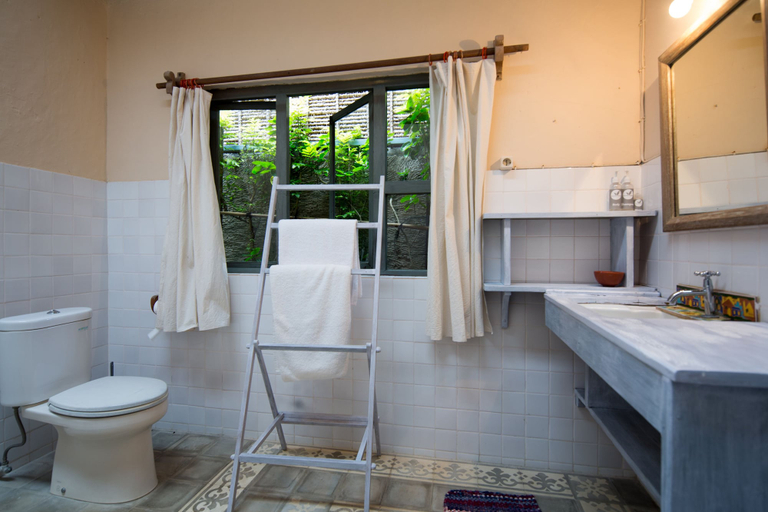 Bathroom 5, Pondok Pisang Candidasa, Karangasem